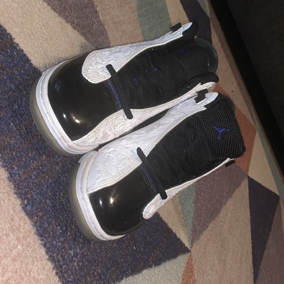 Jordan dub zero size youth 5.5
Open to Offers! - Picture 5 of 10